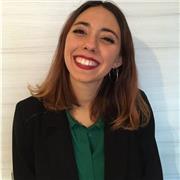 Neolaureata in lingue e letterature straniere all'Università di Pisa